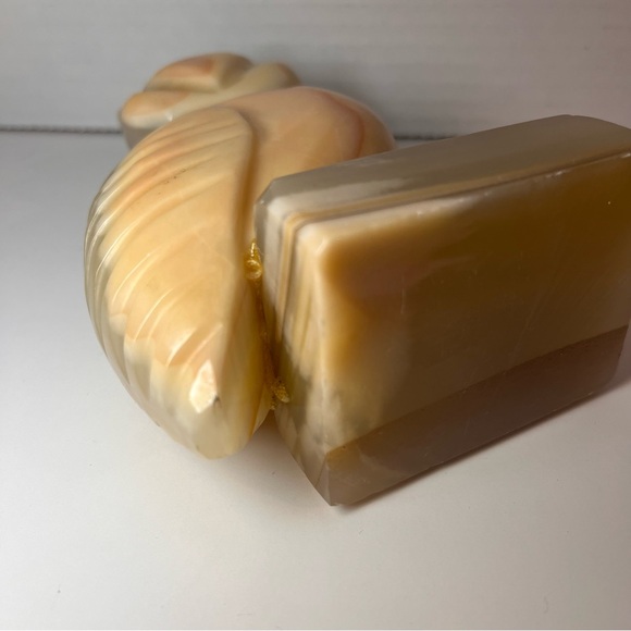 Vintage Natural Stone Carved Owl 5.5" White/Tan/Brown - Picture 6 of 9